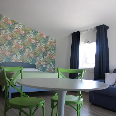 Lido Del Faro Gasthof 4*