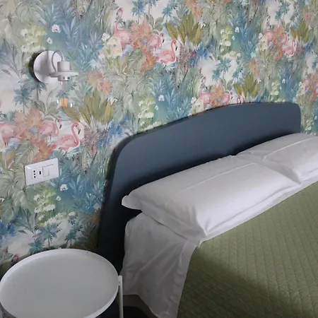 招待所 Lido Del Faro