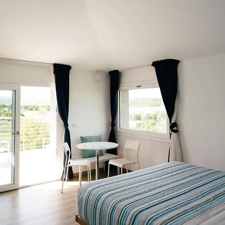 Lido Del Faro Konukevi 4*