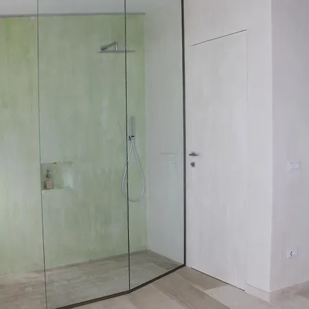 Konukevi Lido Del Faro 4*