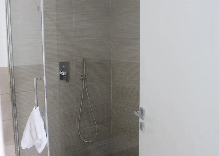 Πανσιόν Lido Del Faro Όλμπια